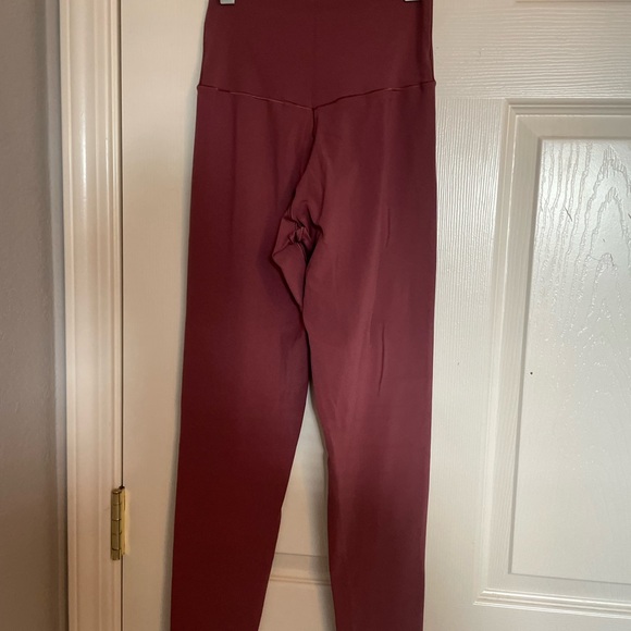 aerie cross over leggings - Picture 3 of 4